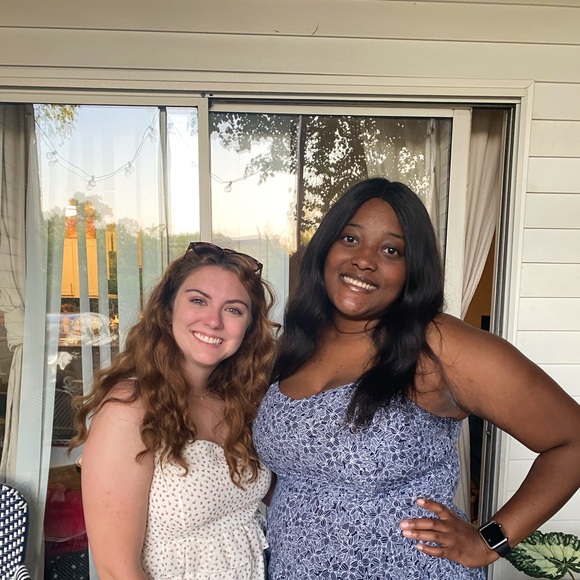 Meet your Posher, Meredith - Picture 11 of 16